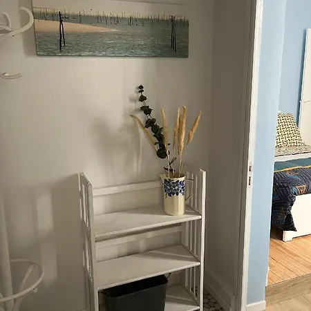 Independant A Les Bains A 500 M De La , Commerces Proximite Et Pistes Cyclables *