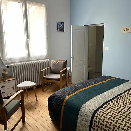 Gite Independant A Les Bains A 500 M De La Plage , Commerces Proximite Et Pistes Cyclables *
