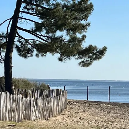Gite Independant A Les Bains A 500 M De La Plage , Commerces Proximite Et Pistes Cyclables Apartment *
